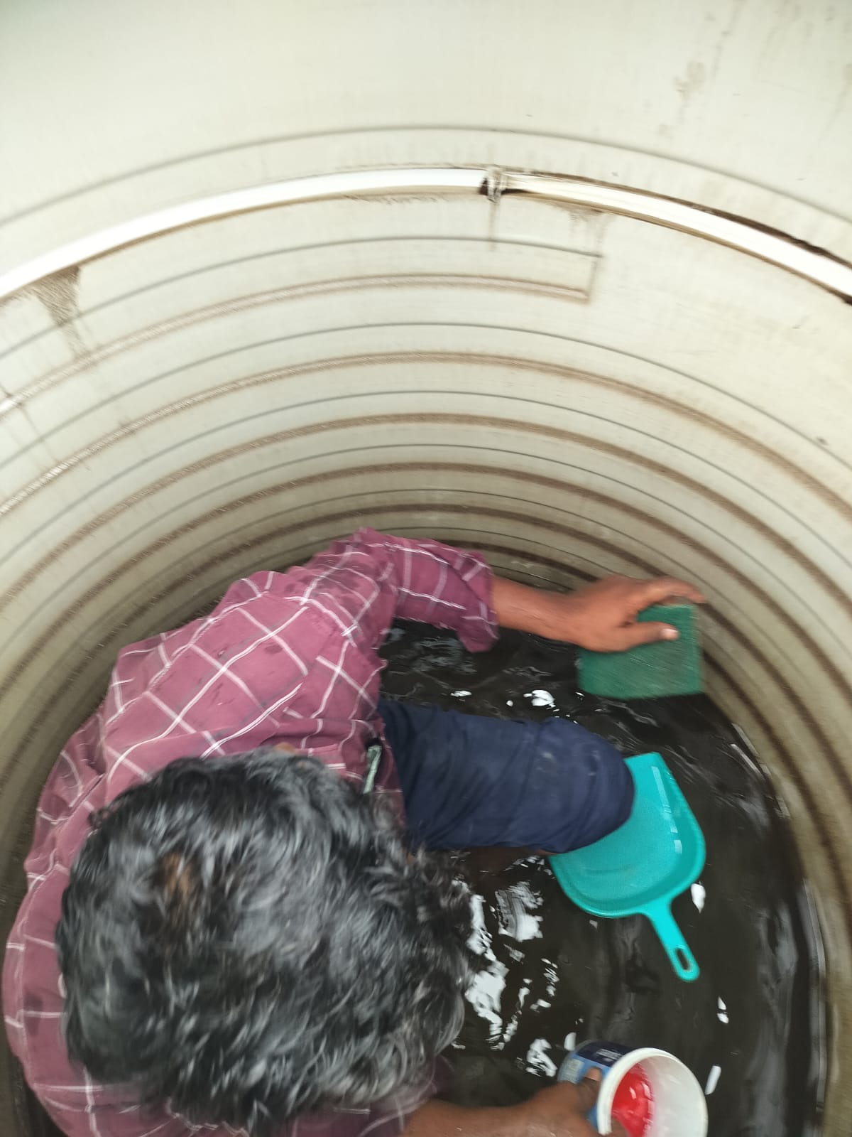 Surya water tank cleaning services team